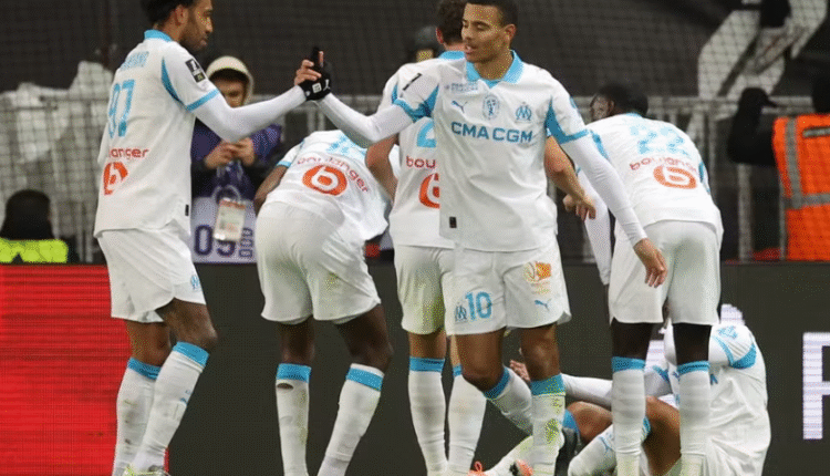 Ruthless Marseille Smash Five Past Nice to Leap Top of Ligue 1